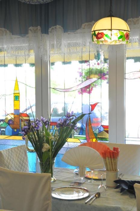 Albergo Ristorante Fabrizio Каорле Экстерьер фото